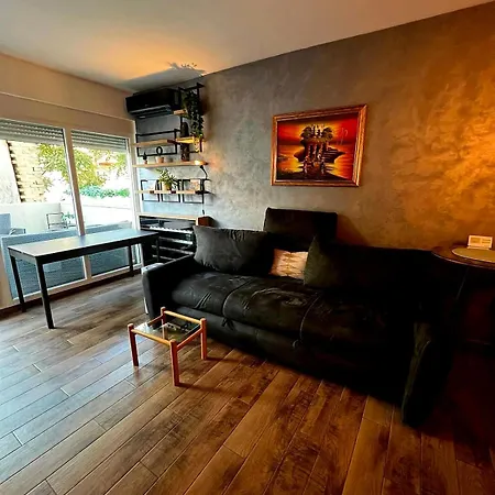 Lux A&m Netflix Belgrad