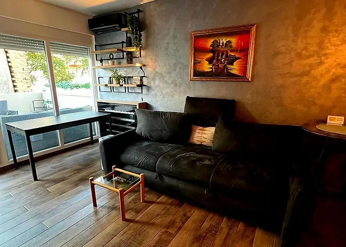 Lux A&m Netflix Belgrado